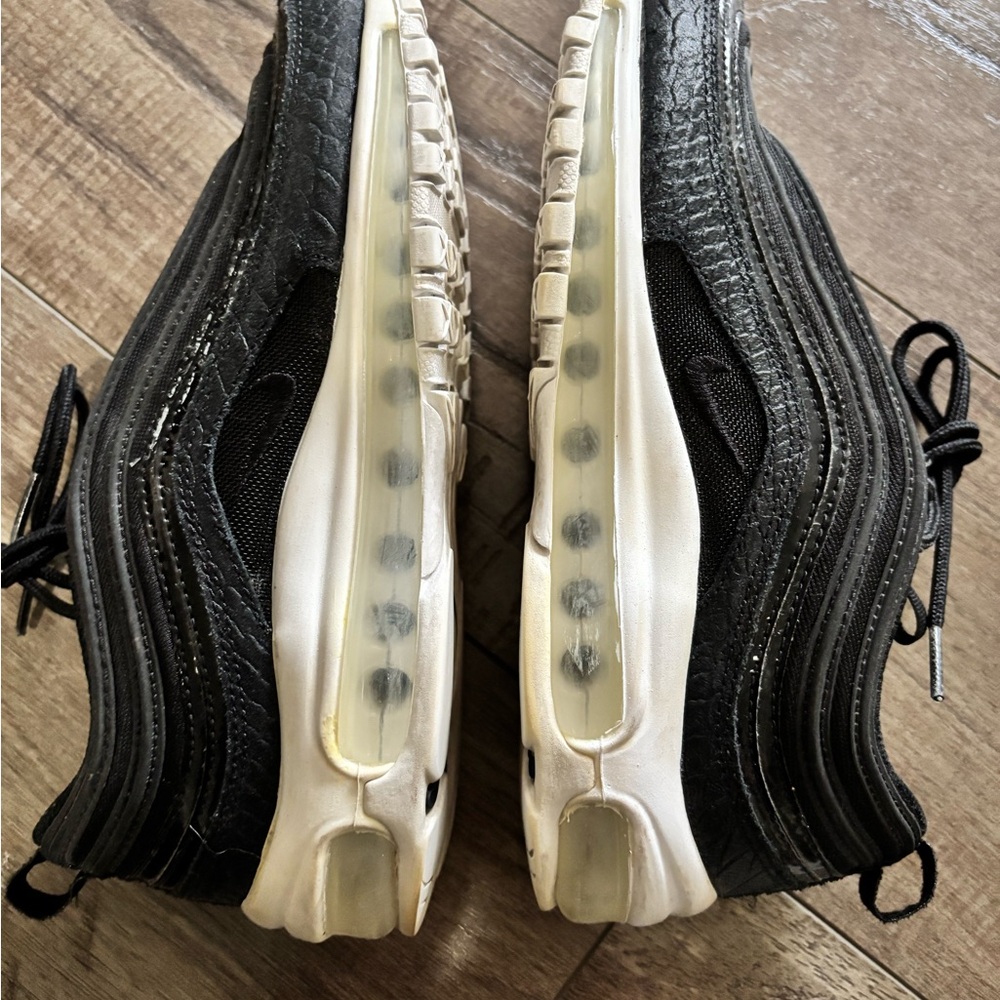 NIKE Women’s AIR MAX 97 PREMIUM "SNAKESKIN" BLACK SZ 7.5 - Picture 3 of 8